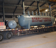 28000L不銹鋼反應(yīng)釜 28000L不銹鋼反應(yīng)釜